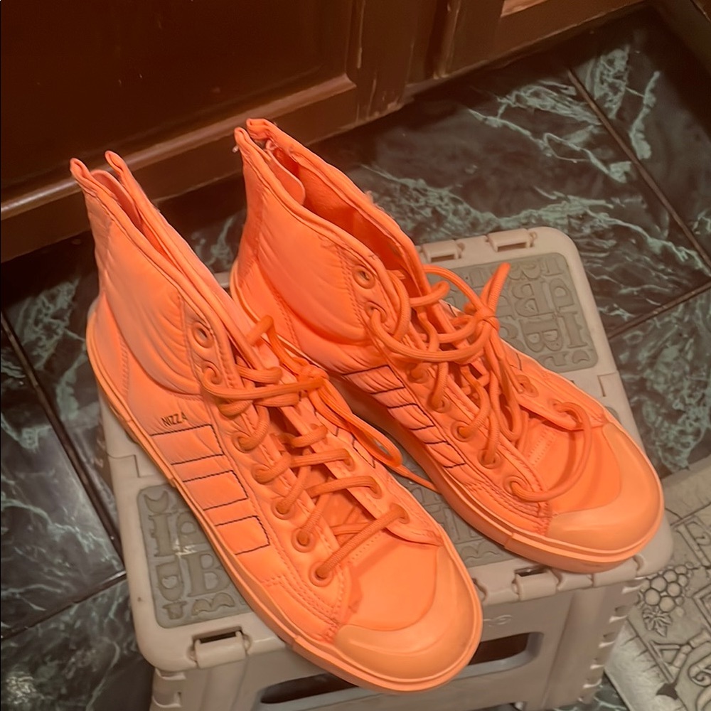 Adidas Women's Sneakers - Vibrant Orange